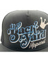 The Backyard 5 Paneles Crown Logo