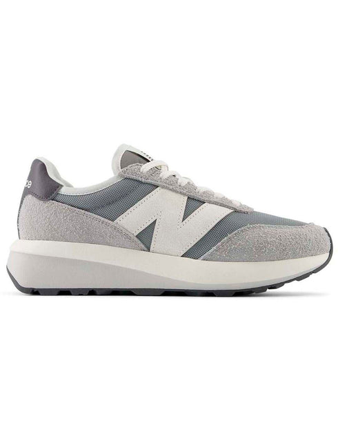 New Balance 370