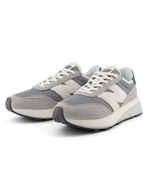 New Balance 370