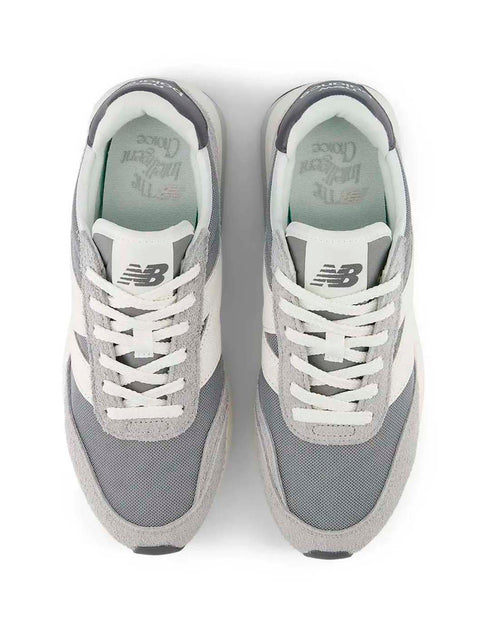 New Balance 370